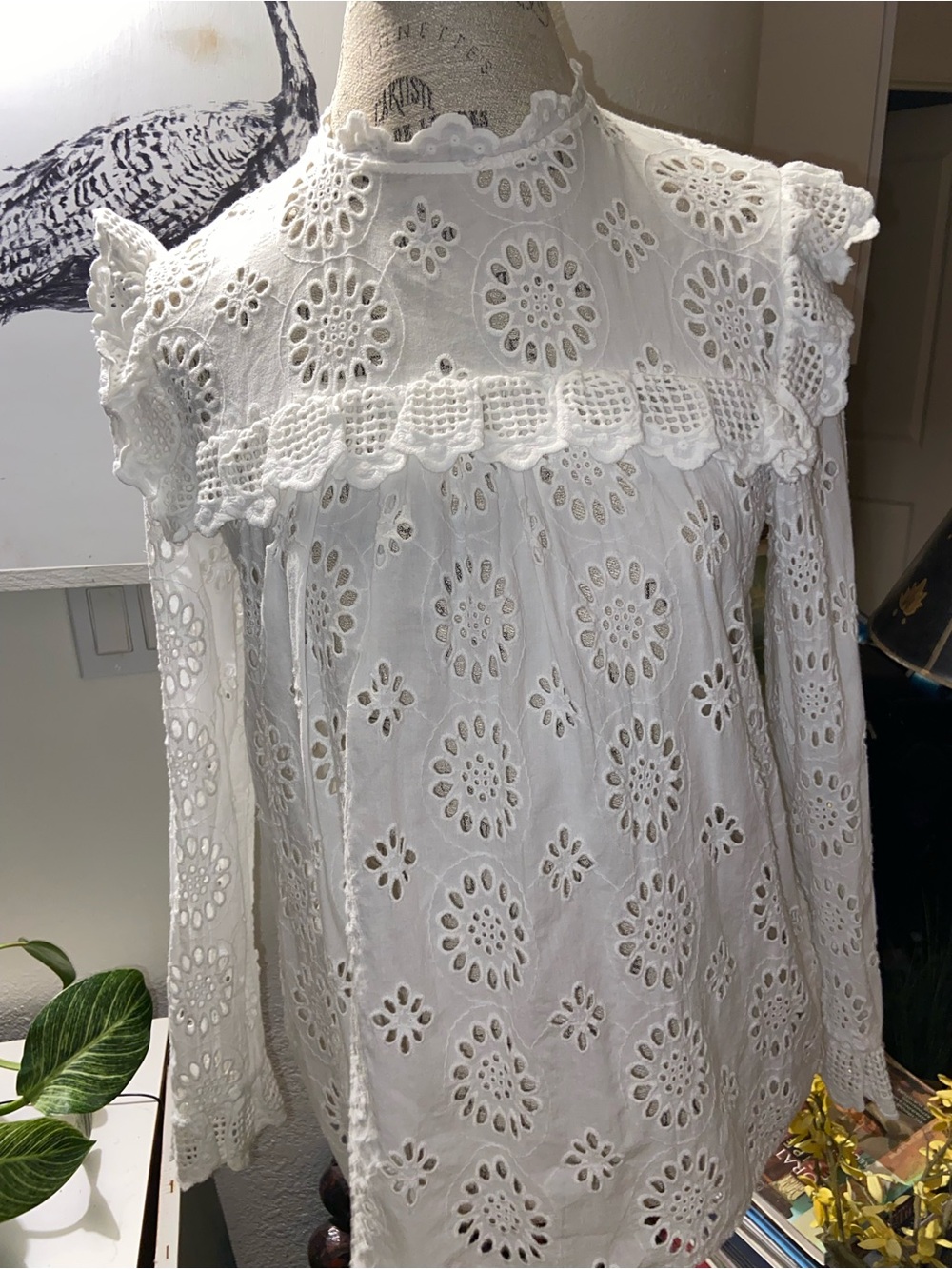 Zara White Eyelet Lace Ruffled Cold-Shoulder Blouse